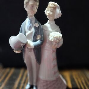 Lladro Bride and Groom Figurine - Blue and Pink